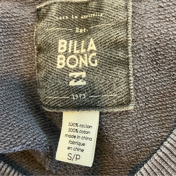 Billabong Embroidered laser cut Eyelet Shoulder Cutoff Terry Crop Top Small Gray - Picture 5 of 7